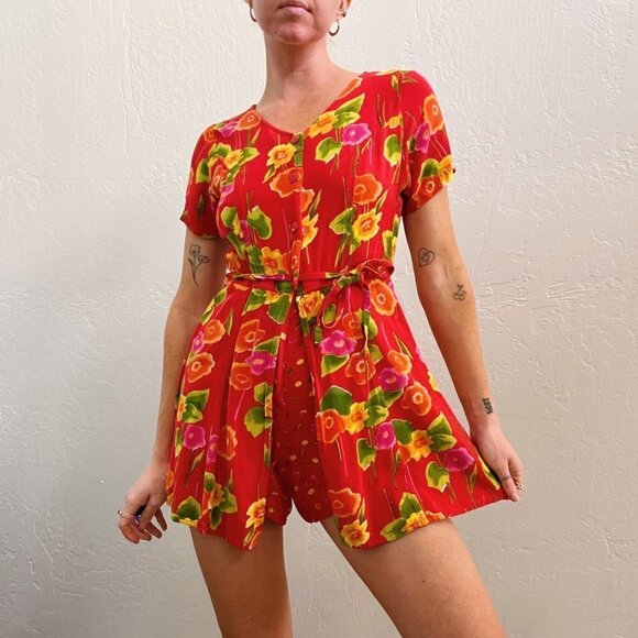 Vintage 1980/90's Red Floral Printed Button Up Playsuit Romper Dress - Picture 7 of 9